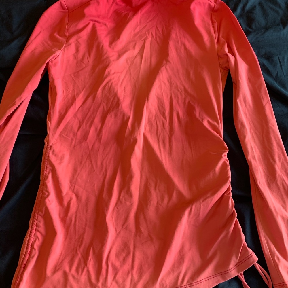 Carve Design Rash guard - Picture 6 of 6